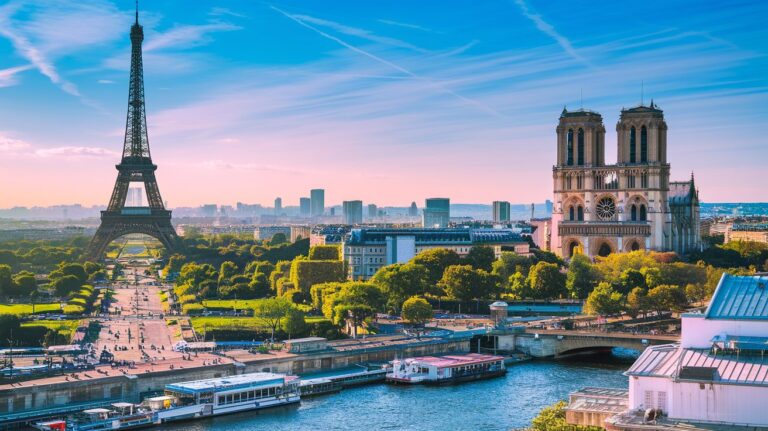 Explore Paris, France: A Complete Travel Guide